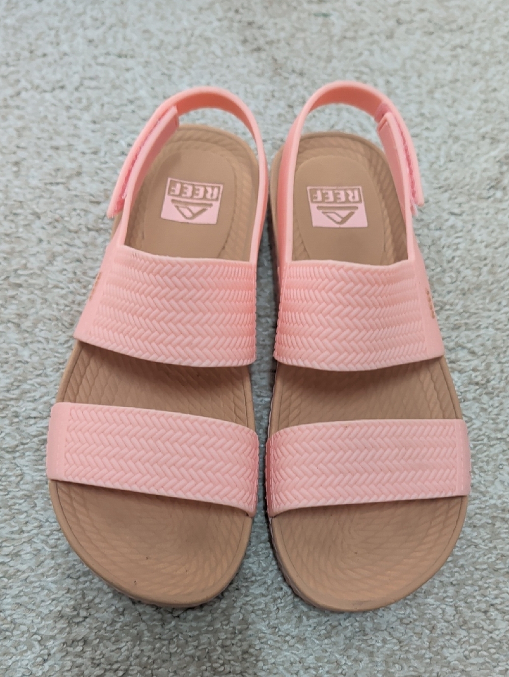 🪸 Reef 🪸 Pink Aqua Vista Sandals sz 8 GUC